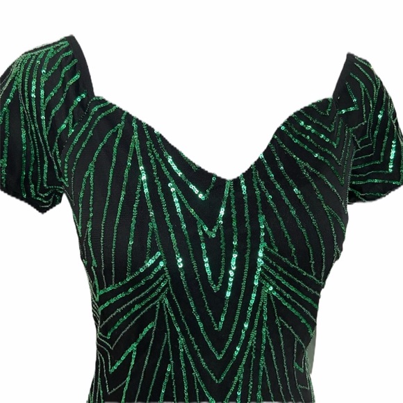 NWT Iris Black & Green Sequins Cocktail Dress - Picture 3 of 8